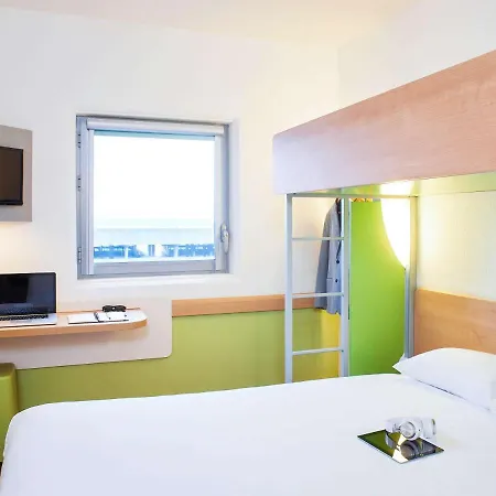 Ibis Budget Birmingham Airport Terminal Building - Nec 2*