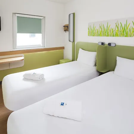Ibis Budget Birmingham Airport Terminal Building - Nec